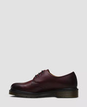 Load image into Gallery viewer, Dr. Martens 3-Loch Unisex Halbschuhe 1461 ANTIQUE TEMPERLEY Echtleder Cherry Red 21153600