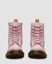 Lade das Bild in den Galerie-Viewer, Dr. Martens 8-Loch Stiefel 1460 PASCAL VIRGINIA LEDER STIEFEL Echtleder Bubblegum Pink 20102683