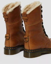 Load image into Gallery viewer, Dr.Martens AIMILITA GRIZZLY GEFÜTTERT Echtleder TAN Braun 22693220