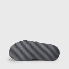 Lade das Bild in den Galerie-Viewer, Buffalo Robyn Plateausandale Glitter-Design VEGAN