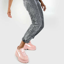 Lade das Bild in den Galerie-Viewer, Buffalo London Boots Shoes Plateau Schuhe Classic PUMA X BUFFALO LONDON ROSA