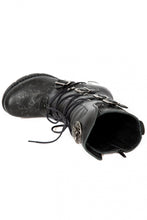 Load image into Gallery viewer, New Rock M-TR003-S8 Platform Genuine Leather Brocade Boots Black