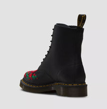 Load image into Gallery viewer, Dr.Martens 8-hole boots 1460 PASCAL SEQUIN HEARTS Black genuine leather Limited Edition
