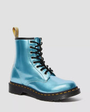 Load image into Gallery viewer, Dr. Martens 8-Loch Stiefel VEGAN 1460 METALLIC ANKLE BOOTS Goldmix Blau 25279400
