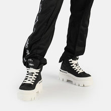 Load image into Gallery viewer, Buffalo Raven Laceup Mid Sneaker High vegan, Black
