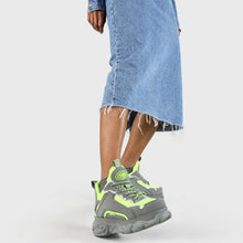 Lade das Bild in den Galerie-Viewer, Buffalo Boots Shoes Sneaker Plateau Schuhe 90s Grün Grau Platform Fashion
