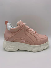 Load image into Gallery viewer, Buffalo Boots Shoes Sneaker Plateau Schuhe 90er Pink White Fashion Highlight
