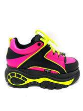Load image into Gallery viewer, Buffalo London Classic Boots Shoes Platform Shoes 90s Black Pink Limited CSD

