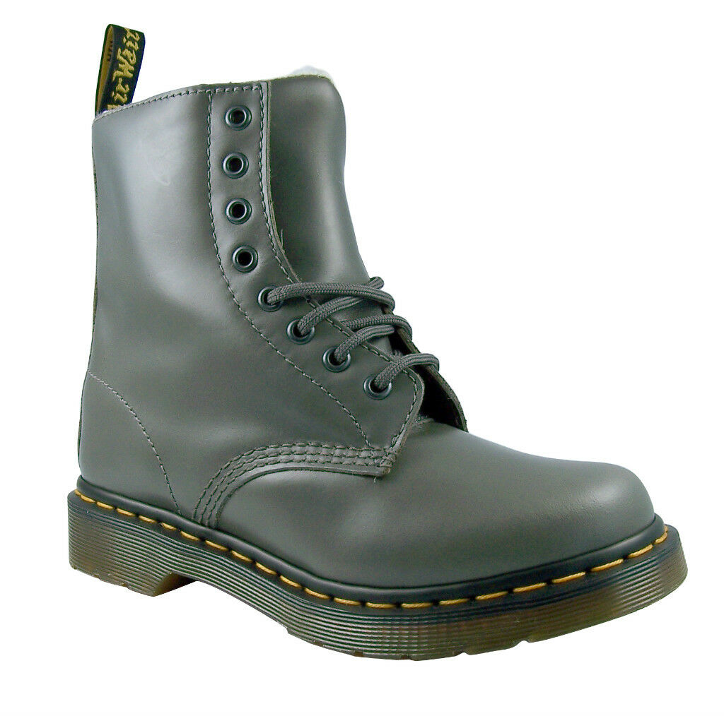 Dr.Martens shoes winter model 1460 winter boots Serena 8 hole lined
