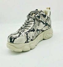 Load image into Gallery viewer, Buffalo Boots Shoes Sneaker Plateau Schuhe 90er Limited Snake Multi
