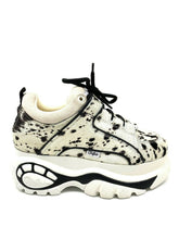 Load image into Gallery viewer, Buffalo London Classic Boots Shoes Platform Shoes 90s Pony Fur Limited
