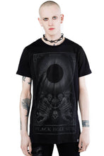 Lade das Bild in den Galerie-Viewer, KILLSTAR Black Sun T-Shirt UNISEX

