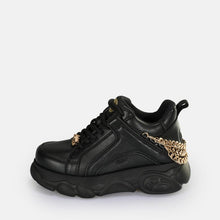 Lade das Bild in den Galerie-Viewer, Buffalo Boots CLD Corin Chain 2.0 Sneaker Low vegan, schwarz/gold
