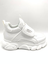 Load image into Gallery viewer, Buffalo CLD Velcro Sneaker Platform Sole Vegan White
