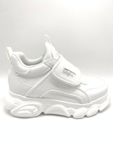 Load image into Gallery viewer, Buffalo CLD Velcro Sneaker Plateausohle Vegan Weiß
