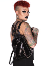 Lade das Bild in den Galerie-Viewer, KILLSTAR Untamed Mini Backpack Rucksack Schwarz
