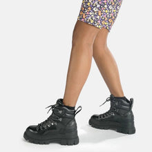 Lade das Bild in den Galerie-Viewer, Buffalo Aspha Hike Boots Vegan Schwarz
