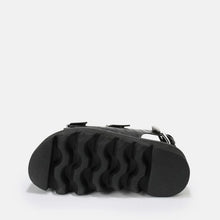 Load image into Gallery viewer, Buffalo Platform Croc Sandal Vegan Black
