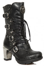 Load image into Gallery viewer, New Rock M-TR003-S8 Platform Genuine Leather Brocade Boots Black
