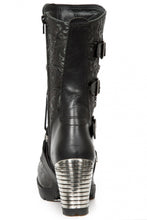 Load image into Gallery viewer, New Rock M-TR003-S8 Platform Genuine Leather Brocade Boots Black
