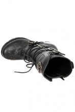 Load image into Gallery viewer, New Rock M-TR003-S8 Platform Genuine Leather Brocade Boots Black
